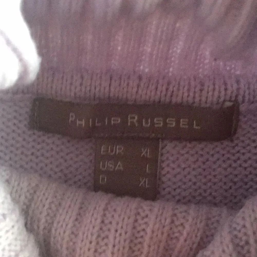 Sweater - Picture 3 of 10